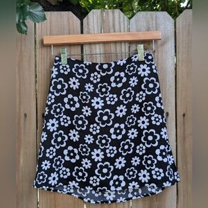Hollister Black and White Retro Floral Patterned High Rise Mini Skirt